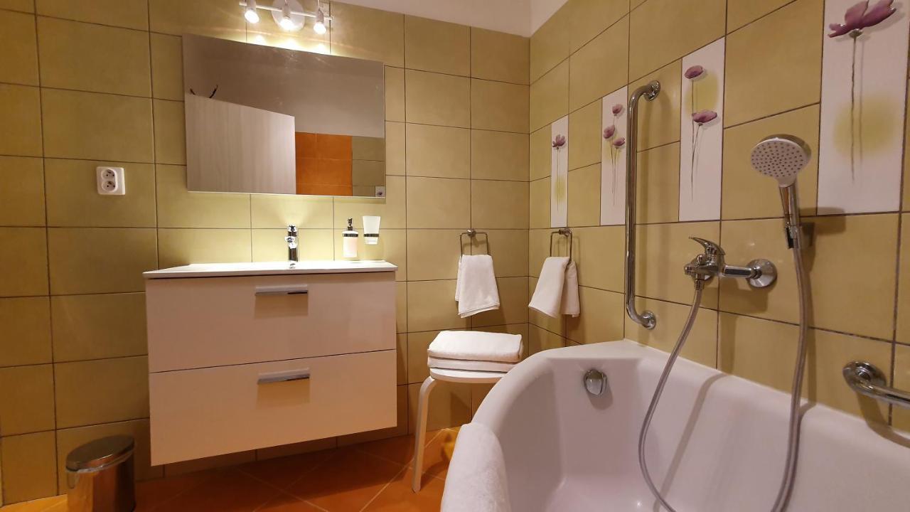 Vila Doliny Konska  ภายนอก รูปภาพ