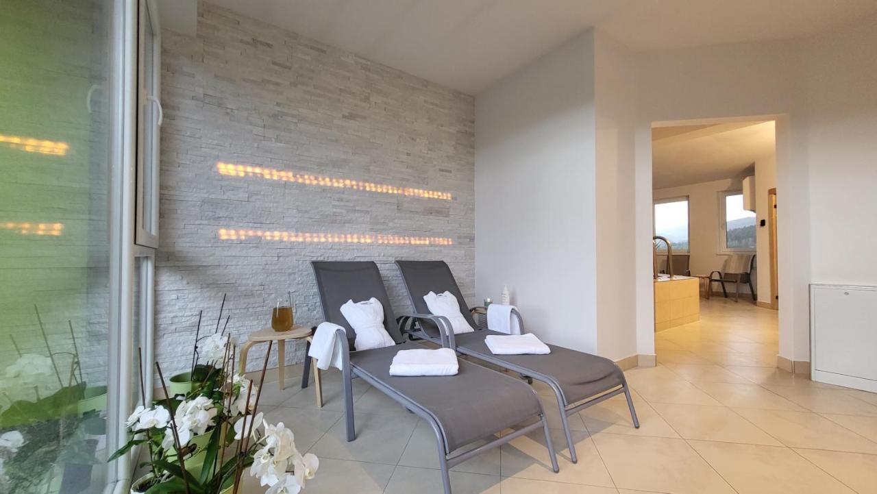 Vila Doliny Konska  ภายนอก รูปภาพ